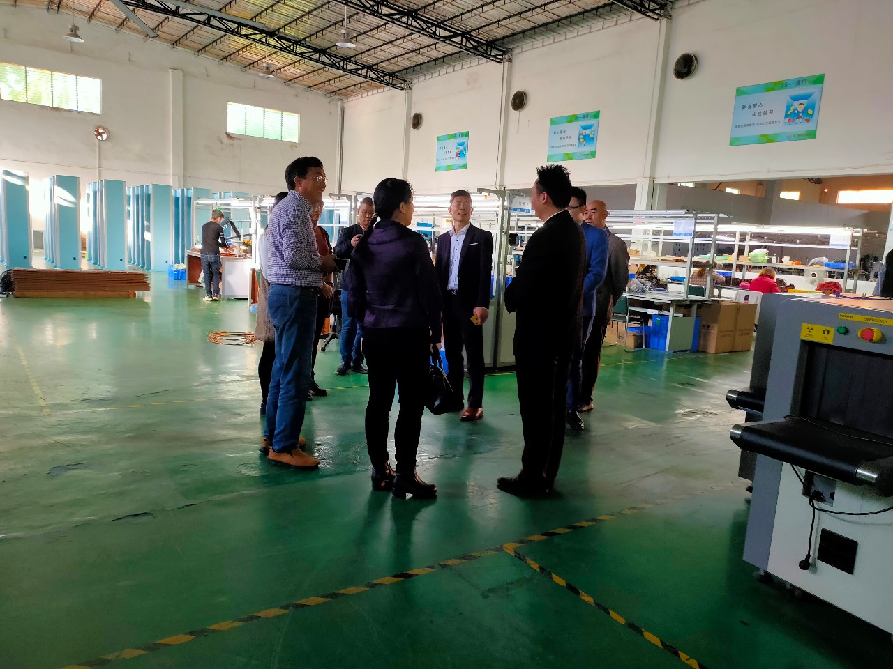 東城政法委領(lǐng)導(dǎo)率隊考察指導(dǎo)守門神科技集團“平安文化”建設(shè)情況
